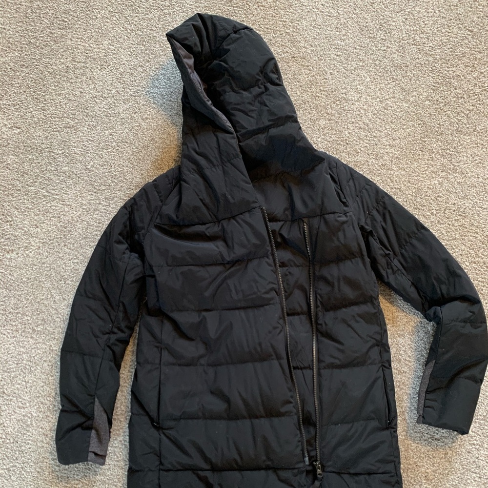 Lululemon coat